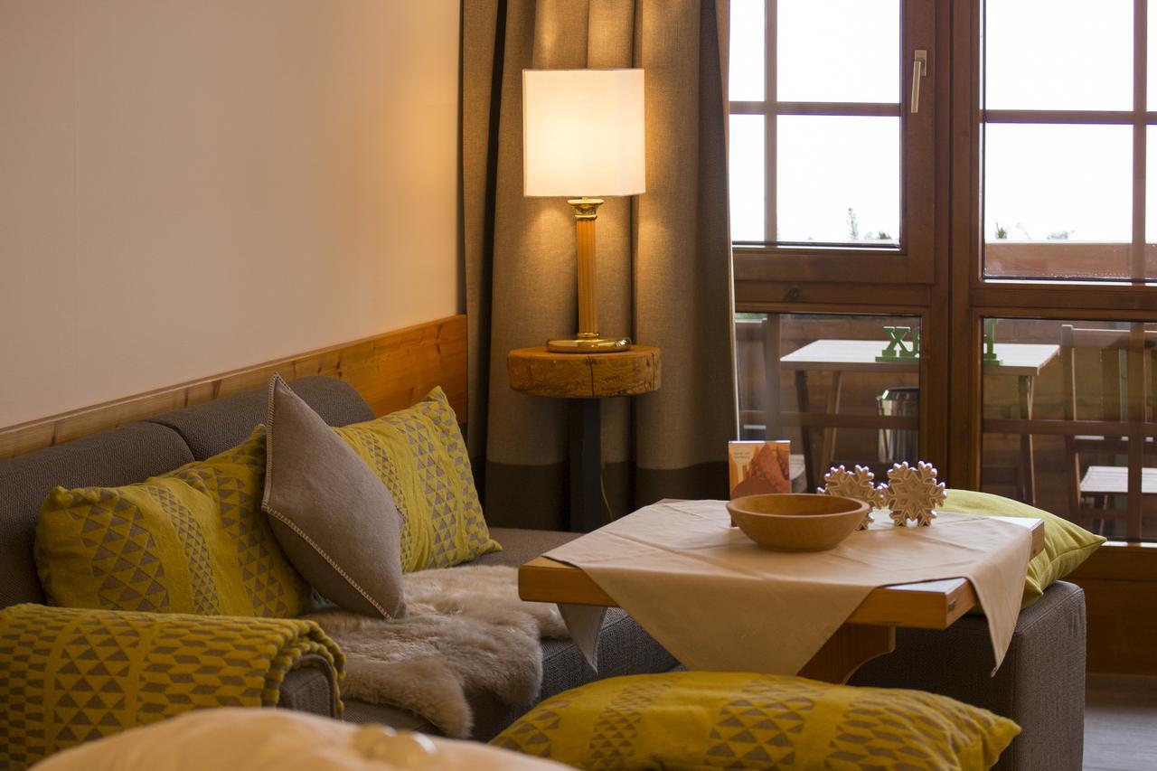 Am Dorfplatz Suites - Adults Only Sankt Anton am Arlberg Buitenkant foto